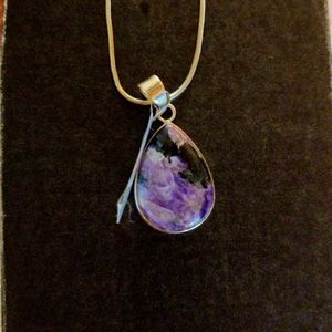 It's called the Tiffany's Stone it's very beautiful very authentic